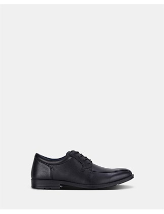 BROOKLYN DRESS SHOE